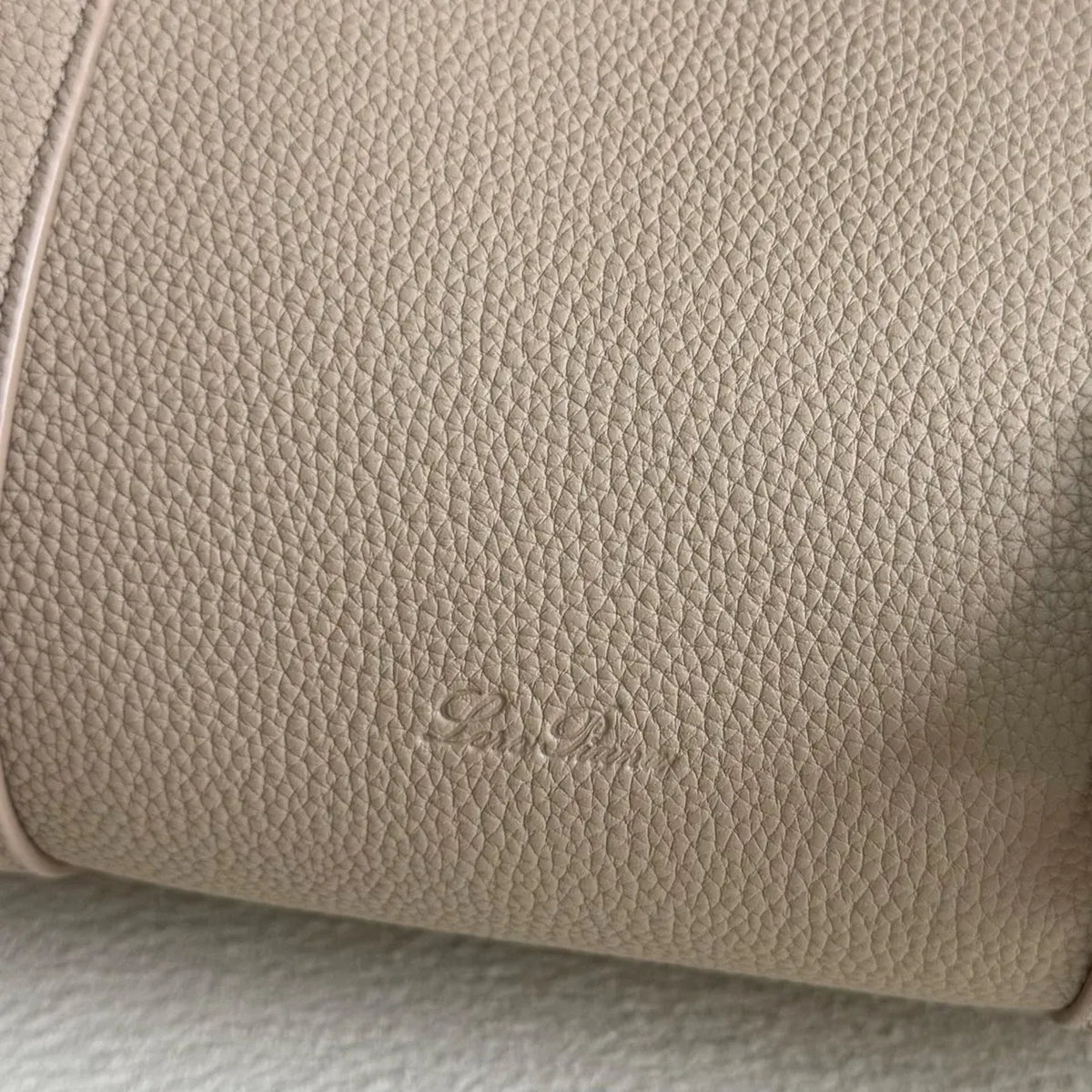 Loro Piana Greige Leather Handle Bag - Hình 8