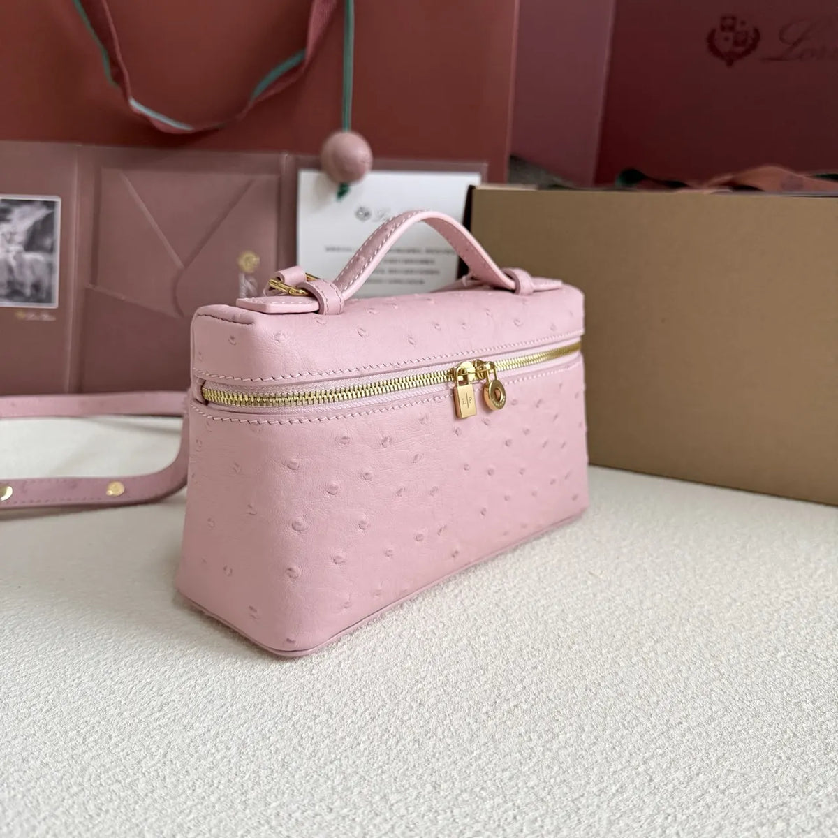 Loro Piana Pink Ostrich Vanity - Hình 3