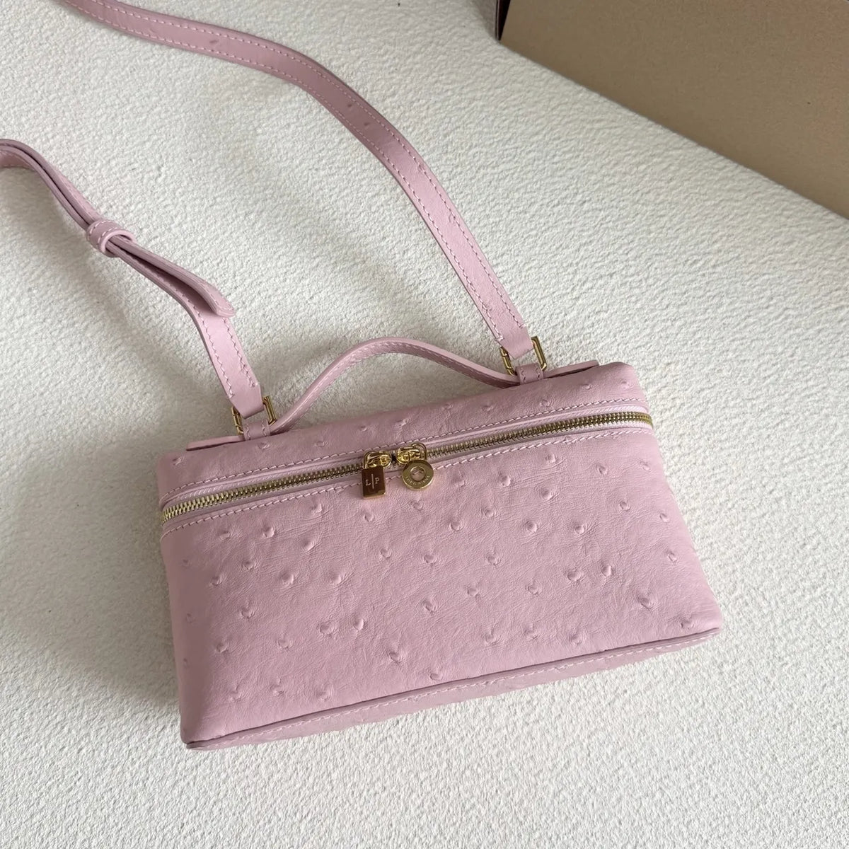 Loro Piana Pink Ostrich Vanity - Hình 4