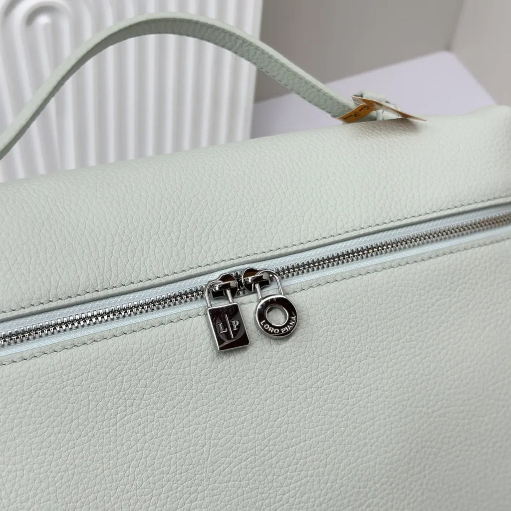 Loro Piana Ice Green Vanity Case - Hình 6