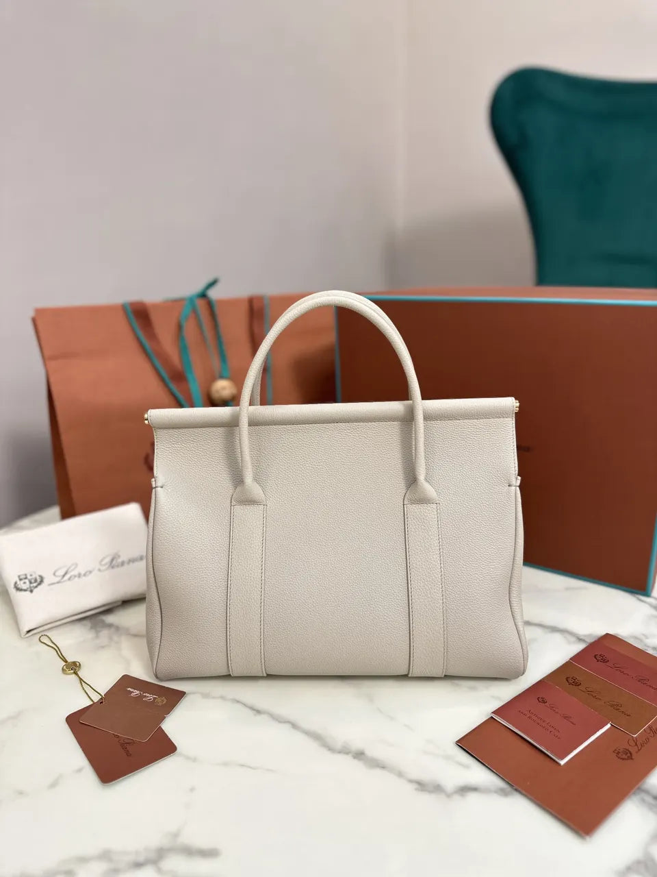 Loro Piana Oyster White Leather Handbag - Hình 3