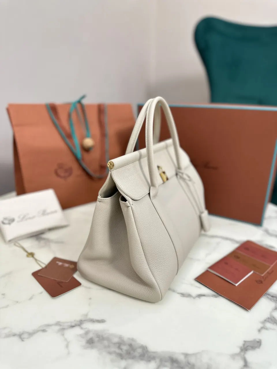 Loro Piana Oyster White Leather Handbag - Hình 8