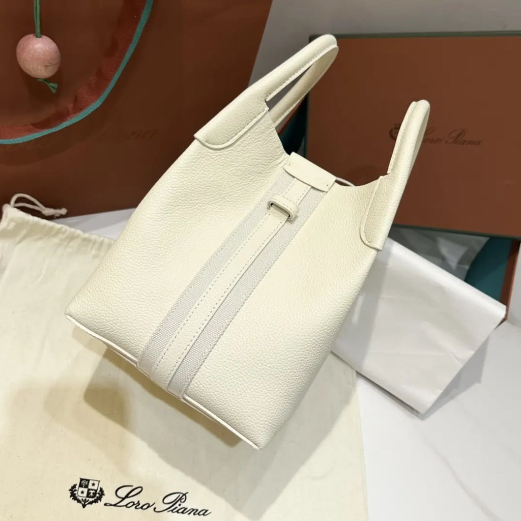 Loro Piana Cream Leather Bucket - Hình 2