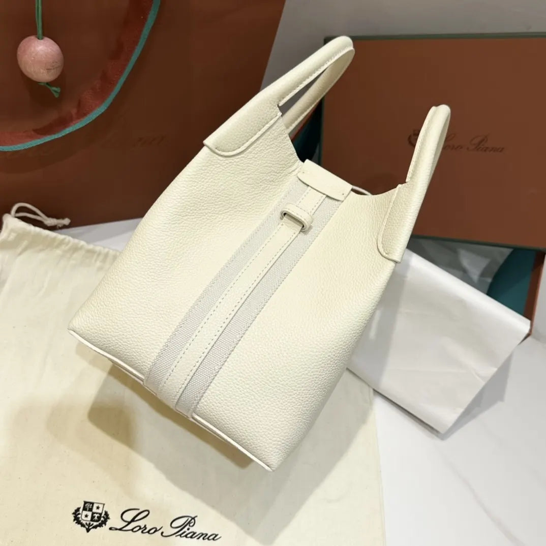 Loro Piana Cream Leather Bucket - Hình 2