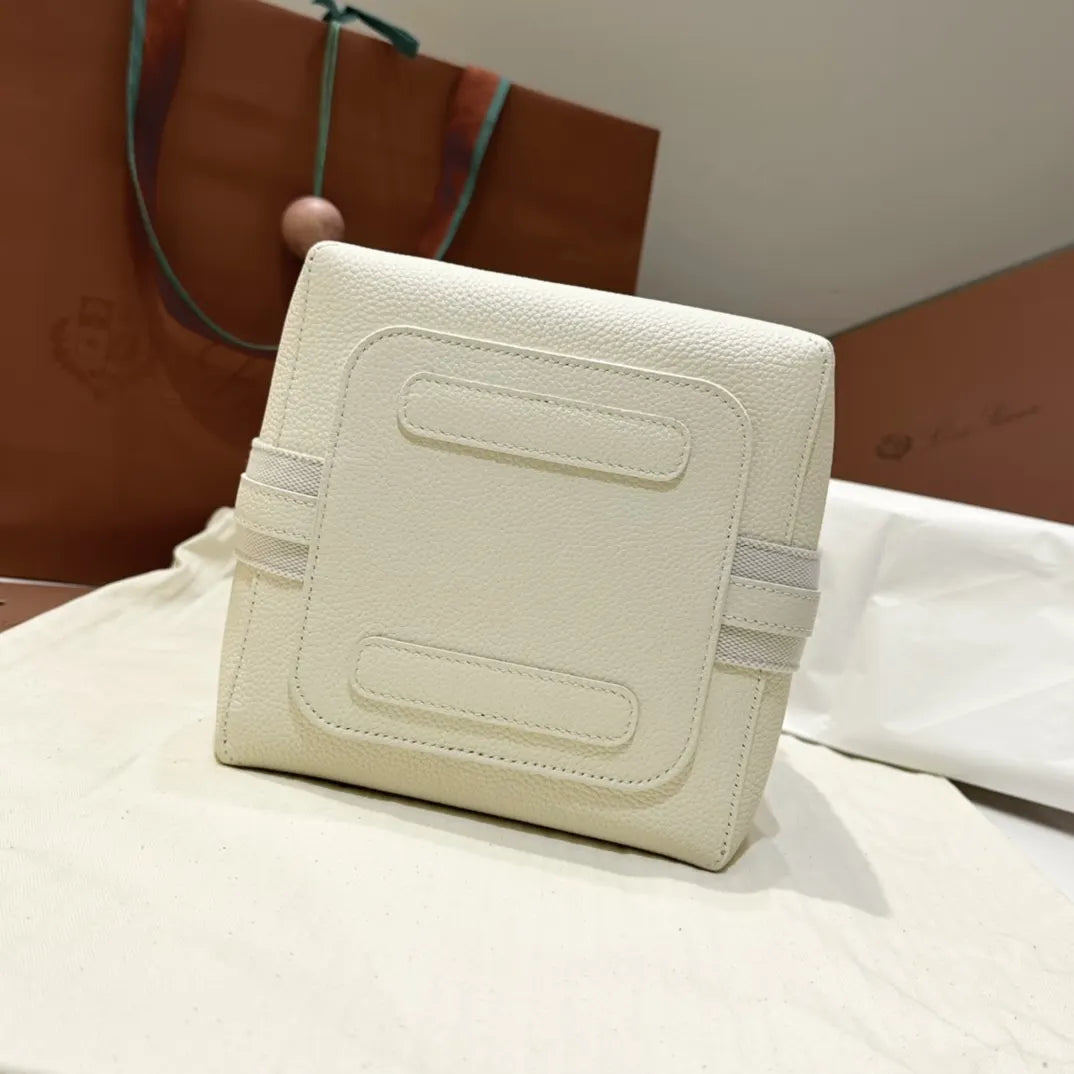 Loro Piana Cream Leather Bucket - Hình 3