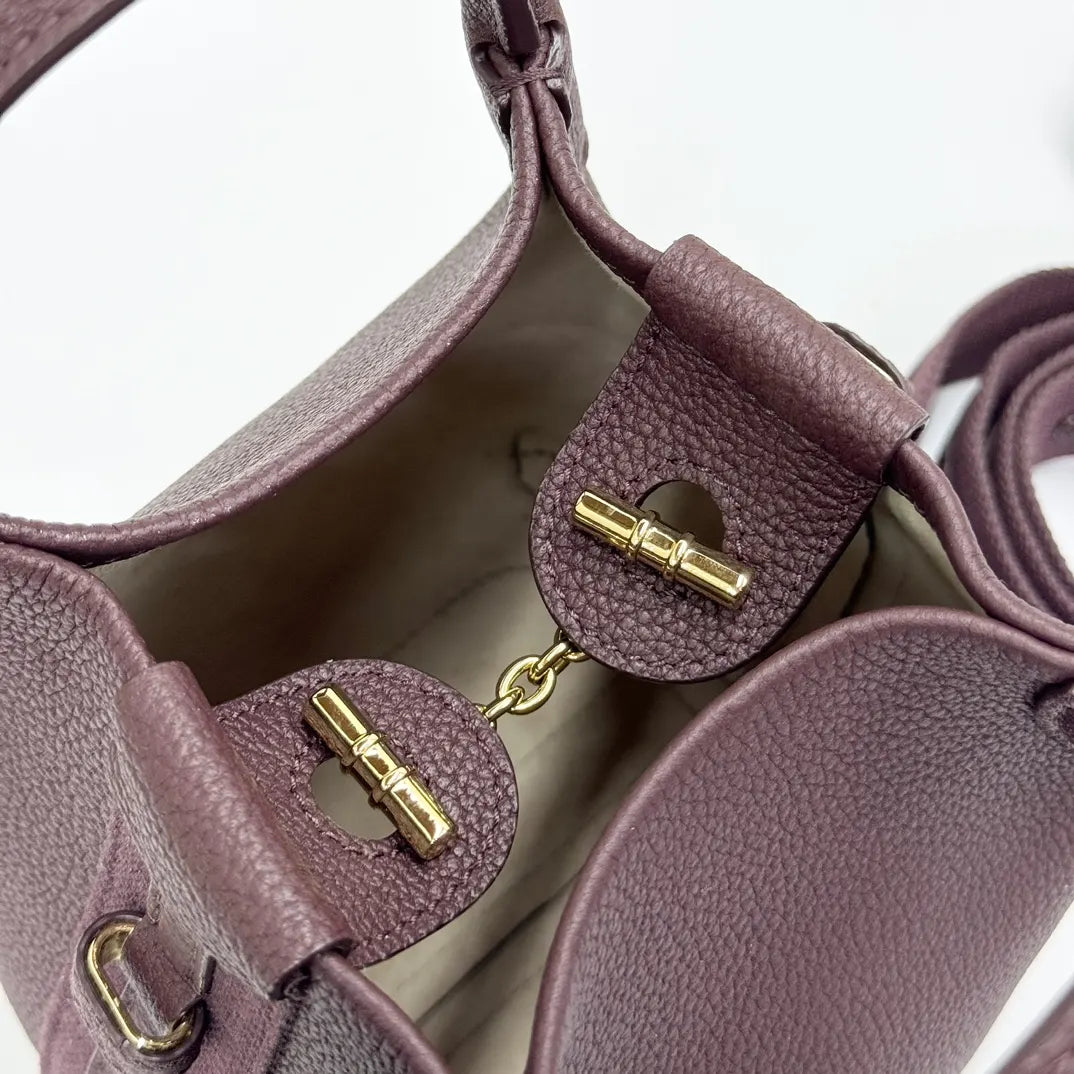 Loro Piana Amaranth Bucket Bag - Hình 7