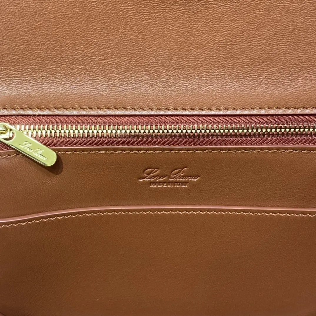 Loro Piana Celery Green Leather Shoulder Bag - Hình 8