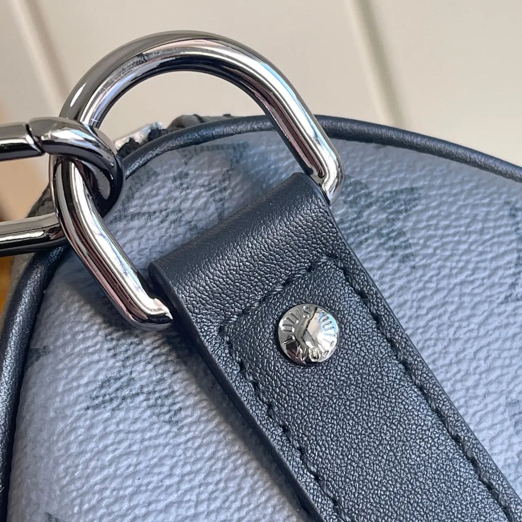 LV Shadow Monogram Keepall - Hình 7