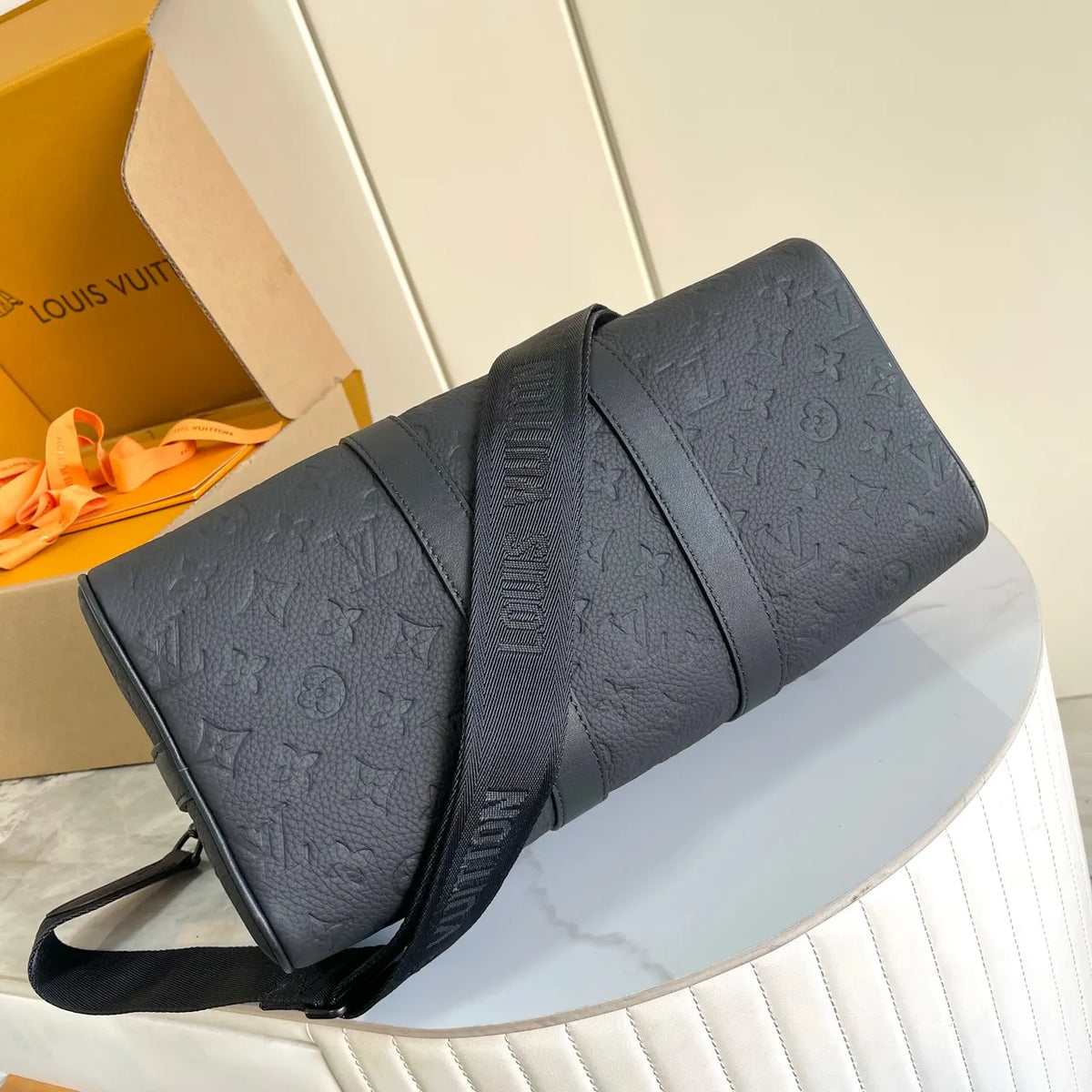 Louis Vuitton Black Embossed Leather Duffle - Hình 3