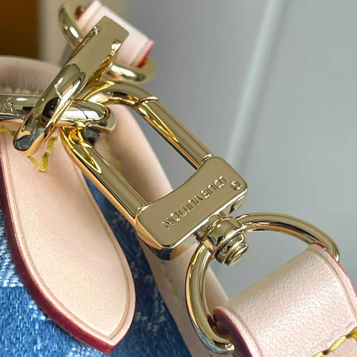 Louis Vuitton Denim Satchel - Hình 5