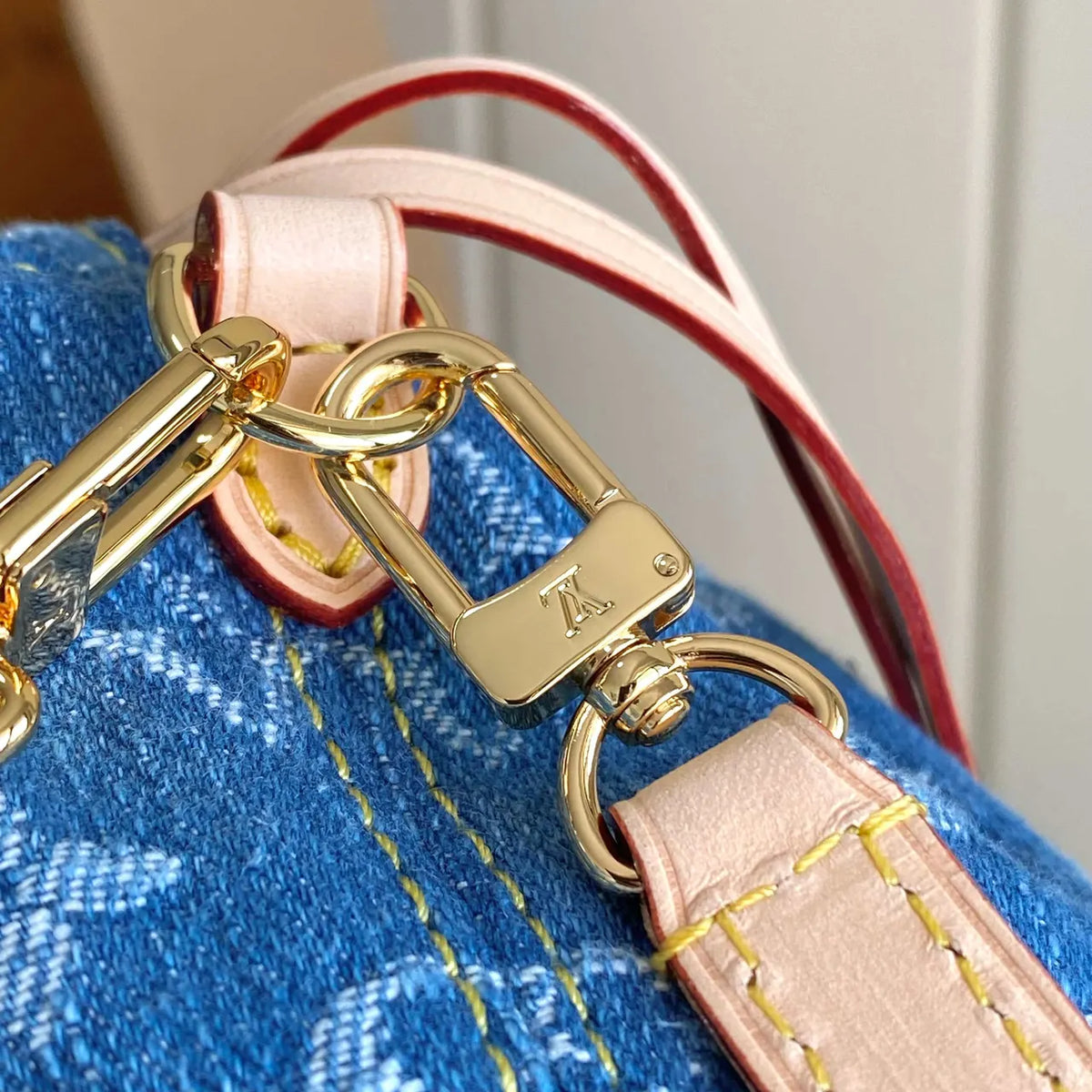 monogram LV Denim Nano Bucket Bag - Hình 5