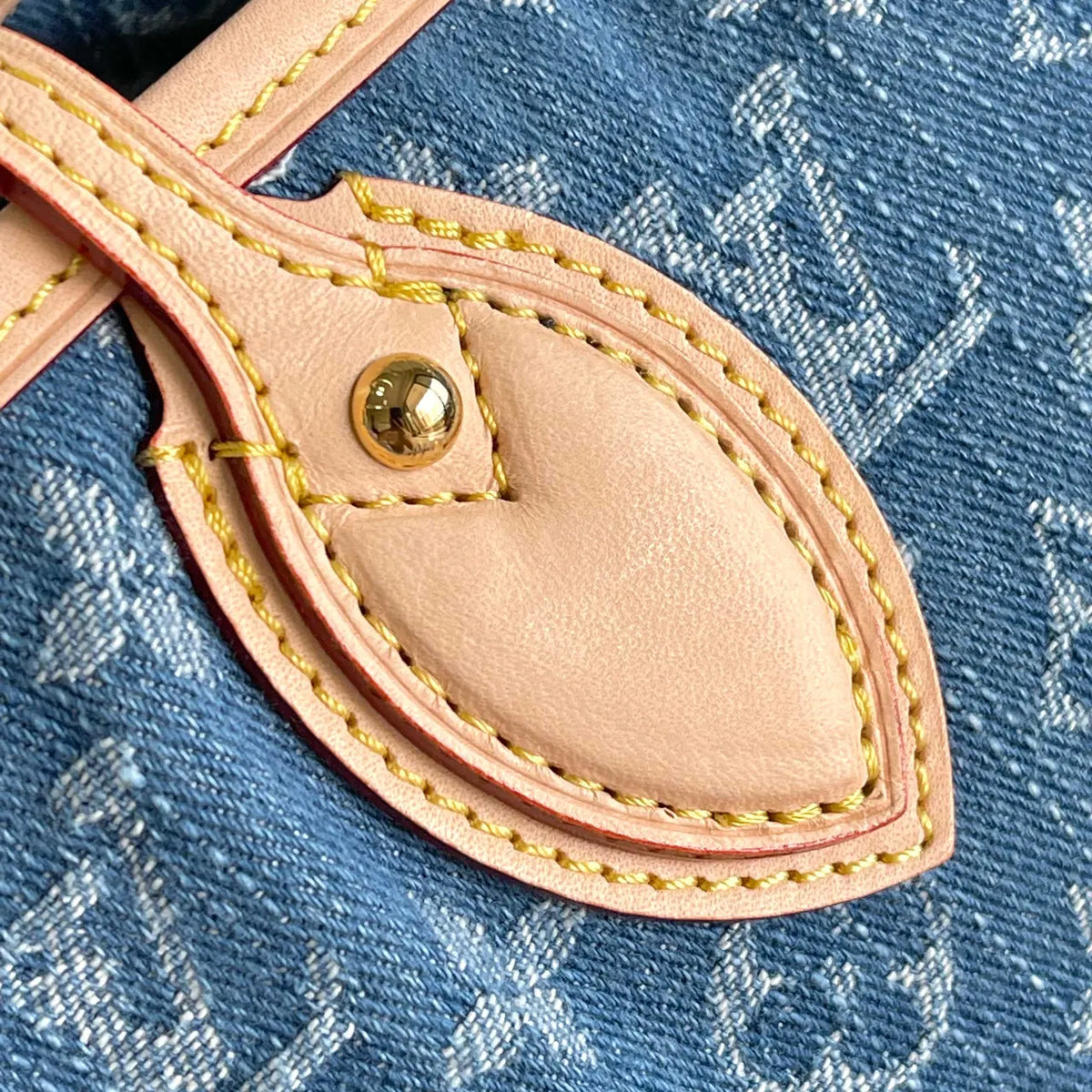 LV Denim OnTheGo Tote - Hình 4