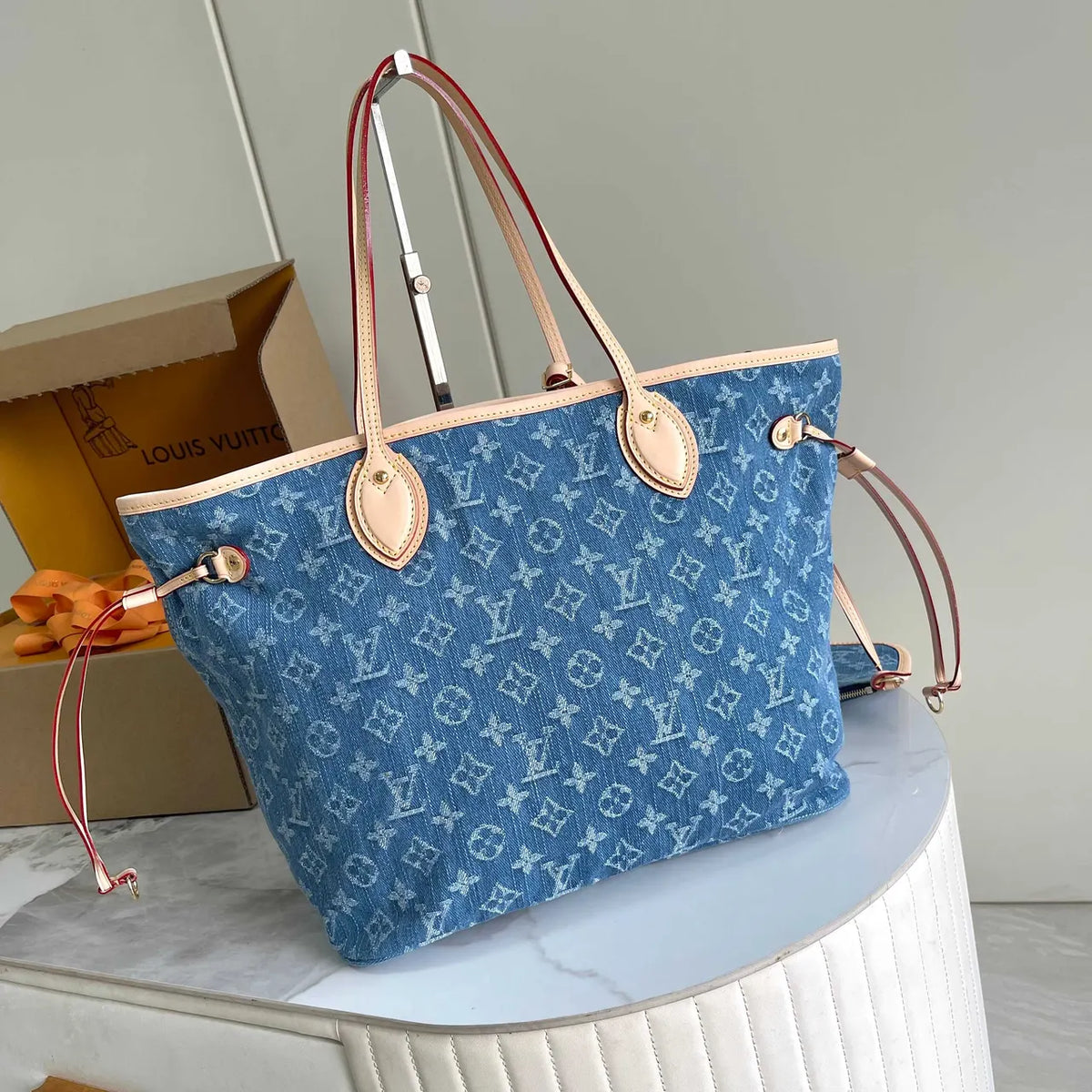 LV Denim OnTheGo Tote - Hình 2