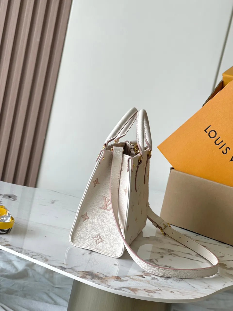 LV Cream Empreinte Pink Bag - Hình 2