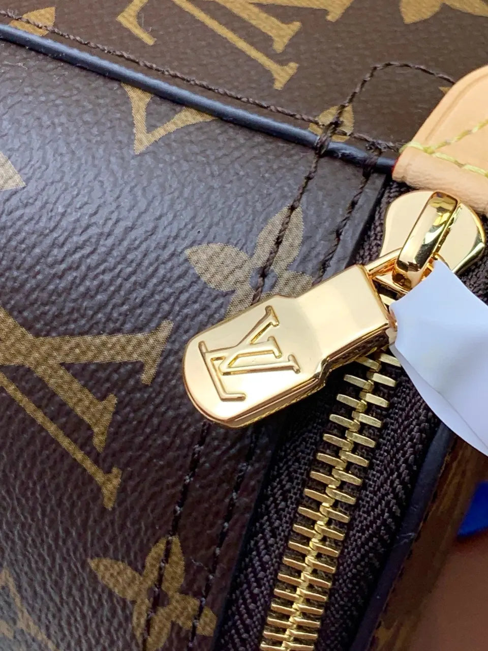 monogram Louis Vuitton Vanity Case - Hình 2