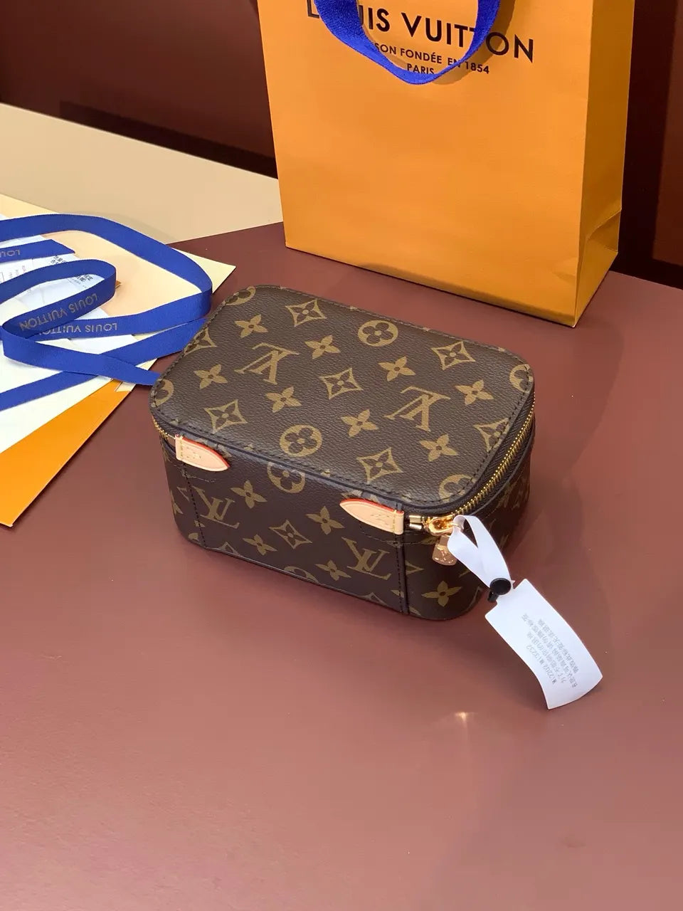 monogram Louis Vuitton Vanity Case - Hình 8