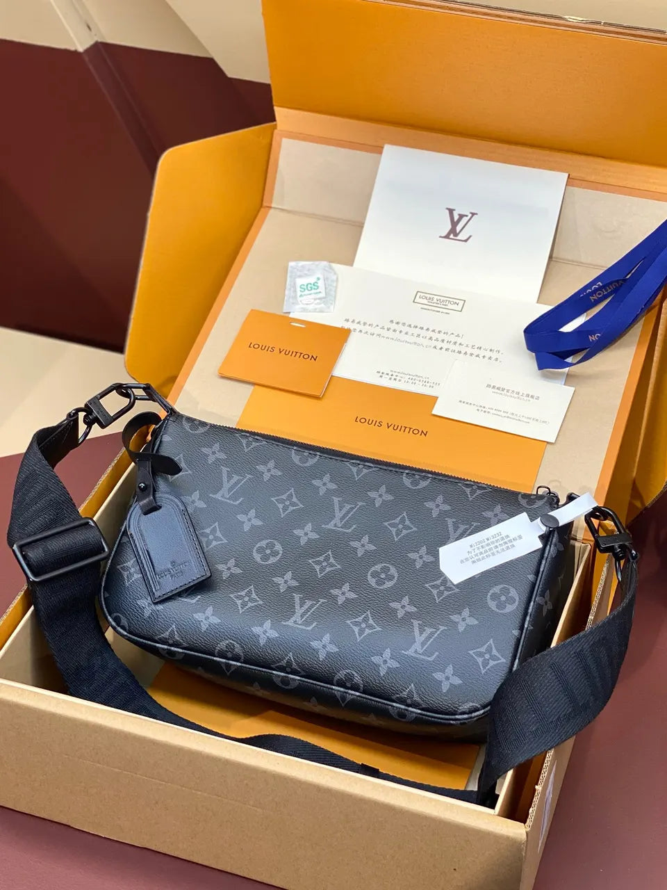 Louis Vuitton Danube PM - Hình 5
