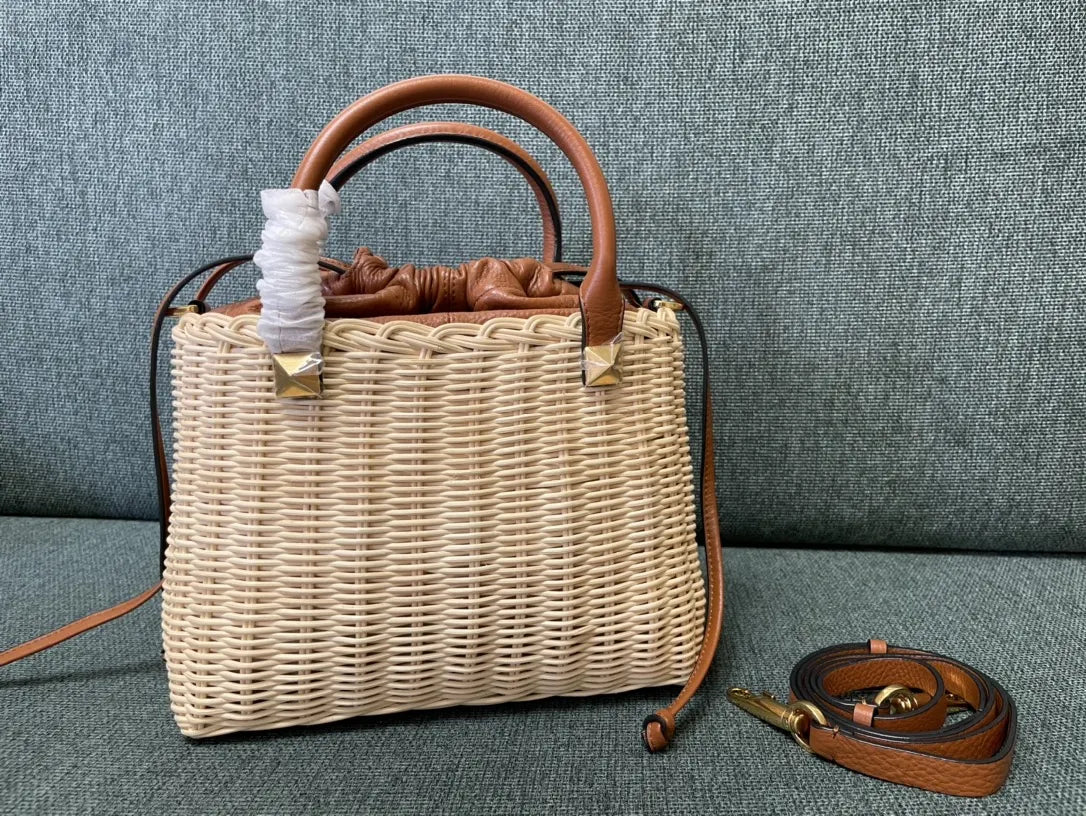 Valentino Natural Raffia VLogo Bag - Hình 3