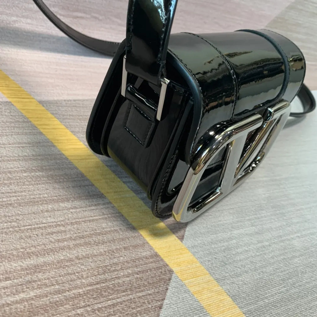 Valentino Black Patent Leather Bag - Hình 3
