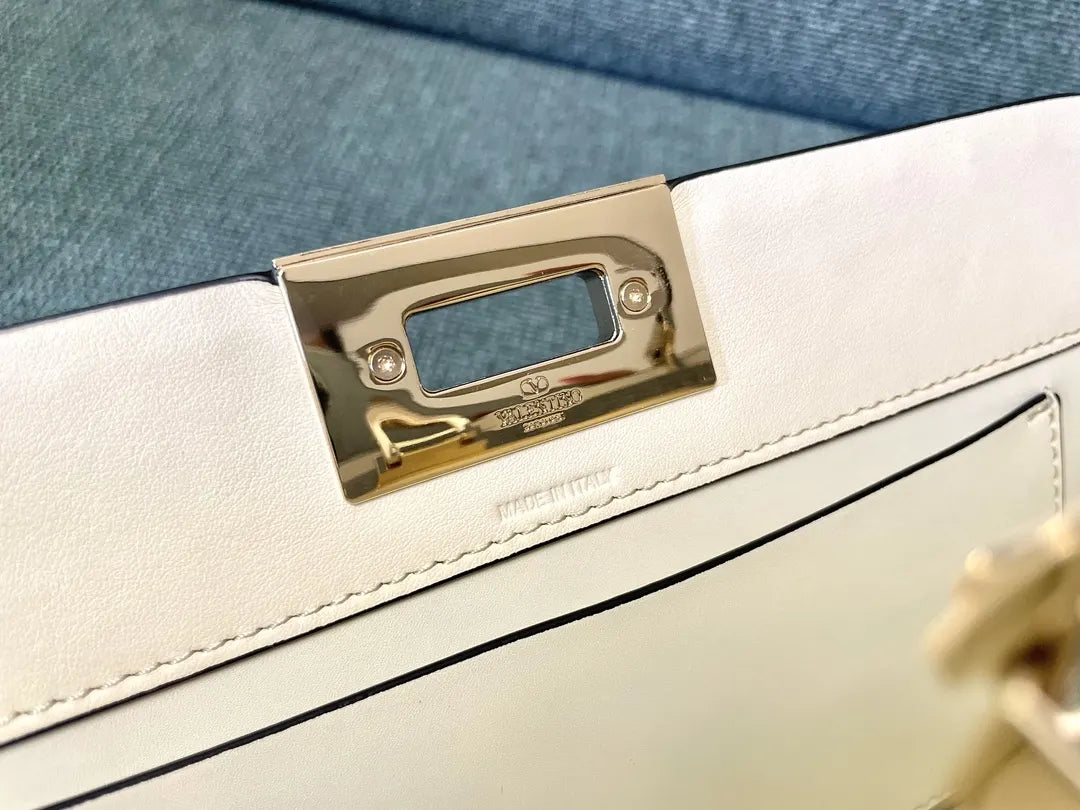 Valentino Ivory Leather Bag - Hình 4