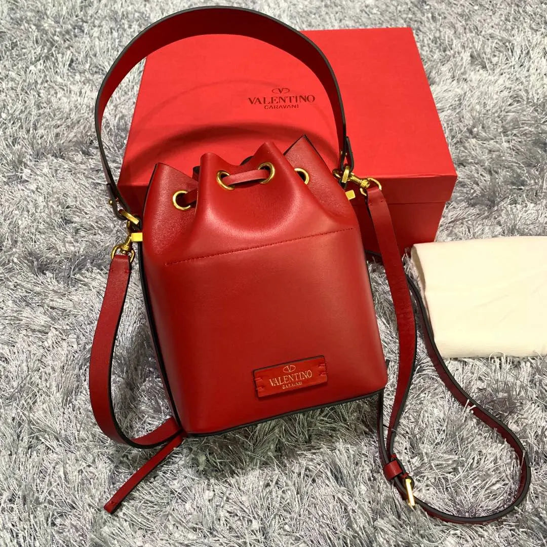 Valentino Red Bucket Bag - Hình 5