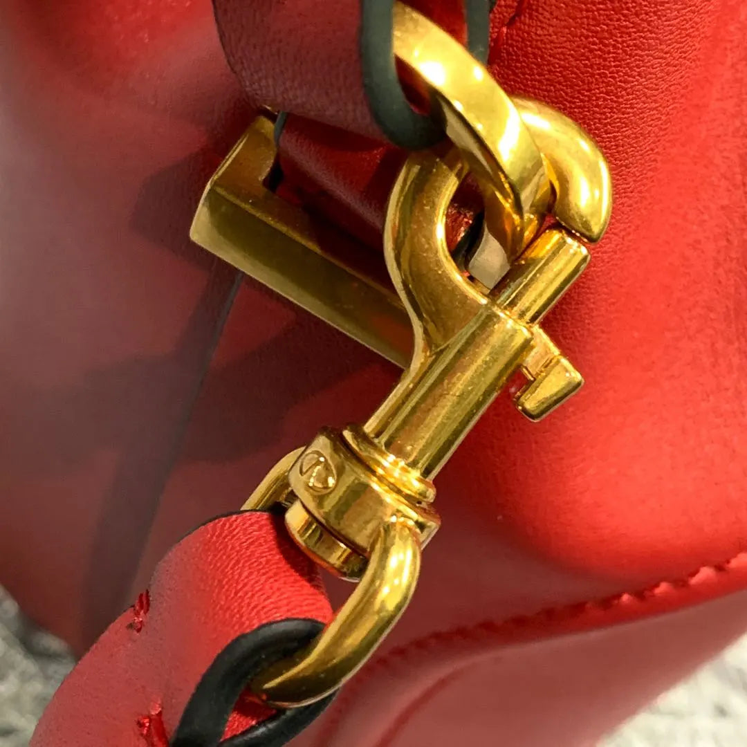Valentino Red Bucket Bag - Hình 7