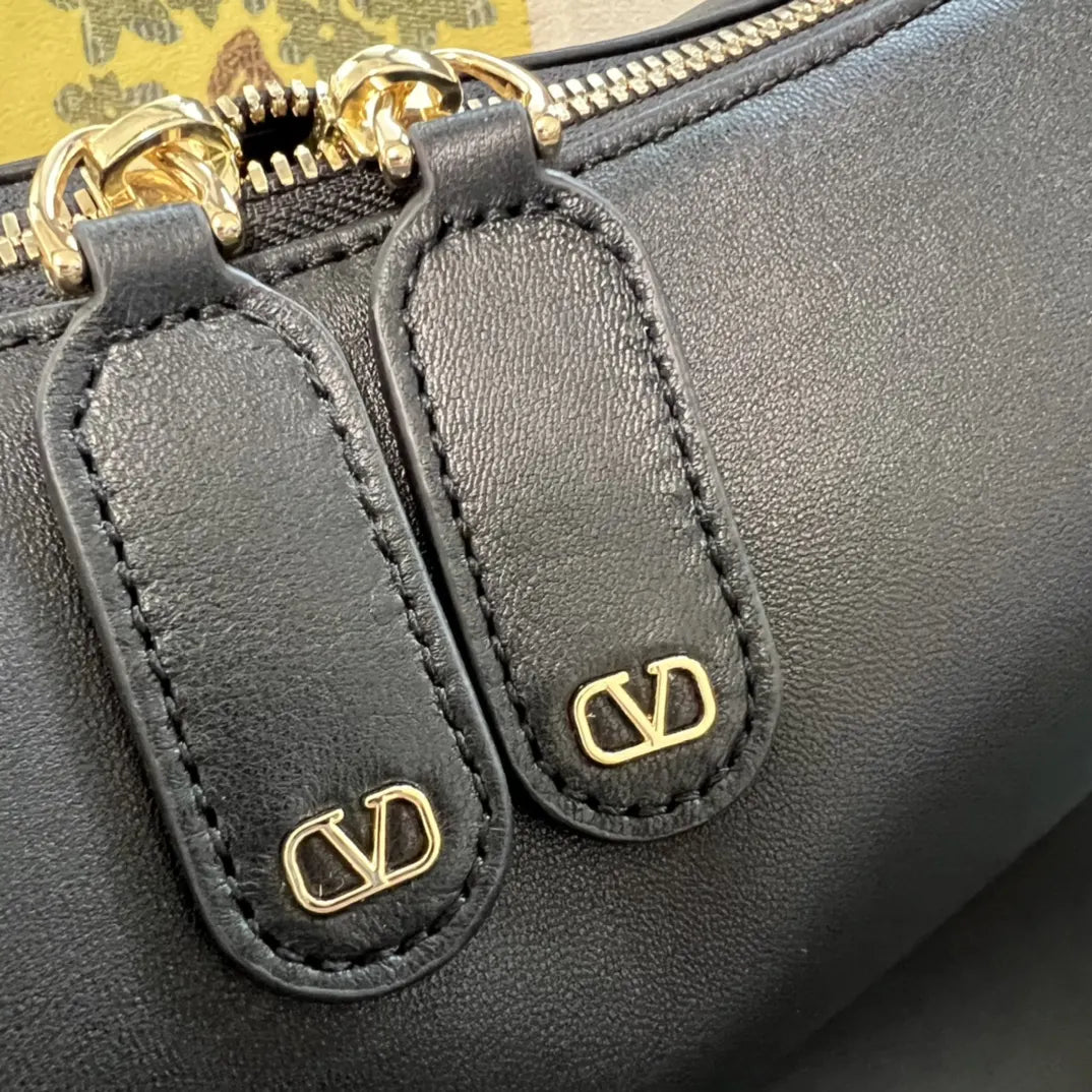 Valentino Black Leather Hobo - Hình 9