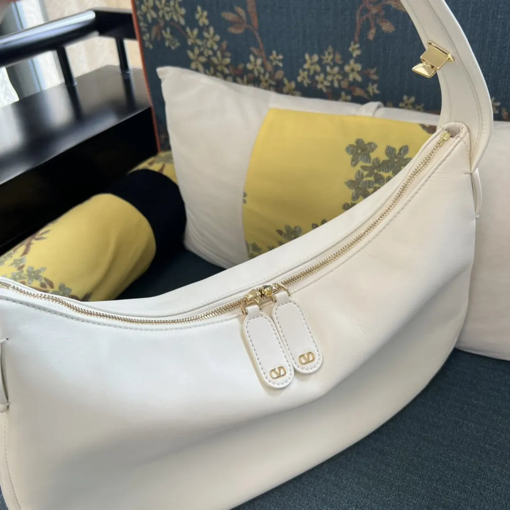Valentino Cream Hobo Bag - Hình 4