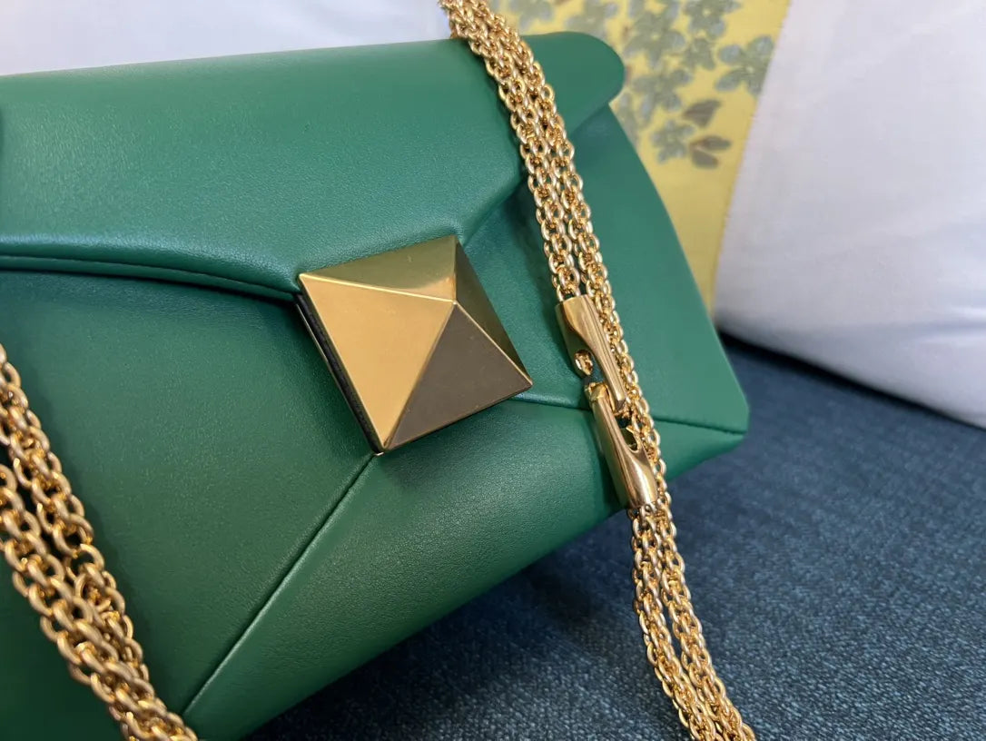 Valentino Emerald Green Bag roman - Hình 4
