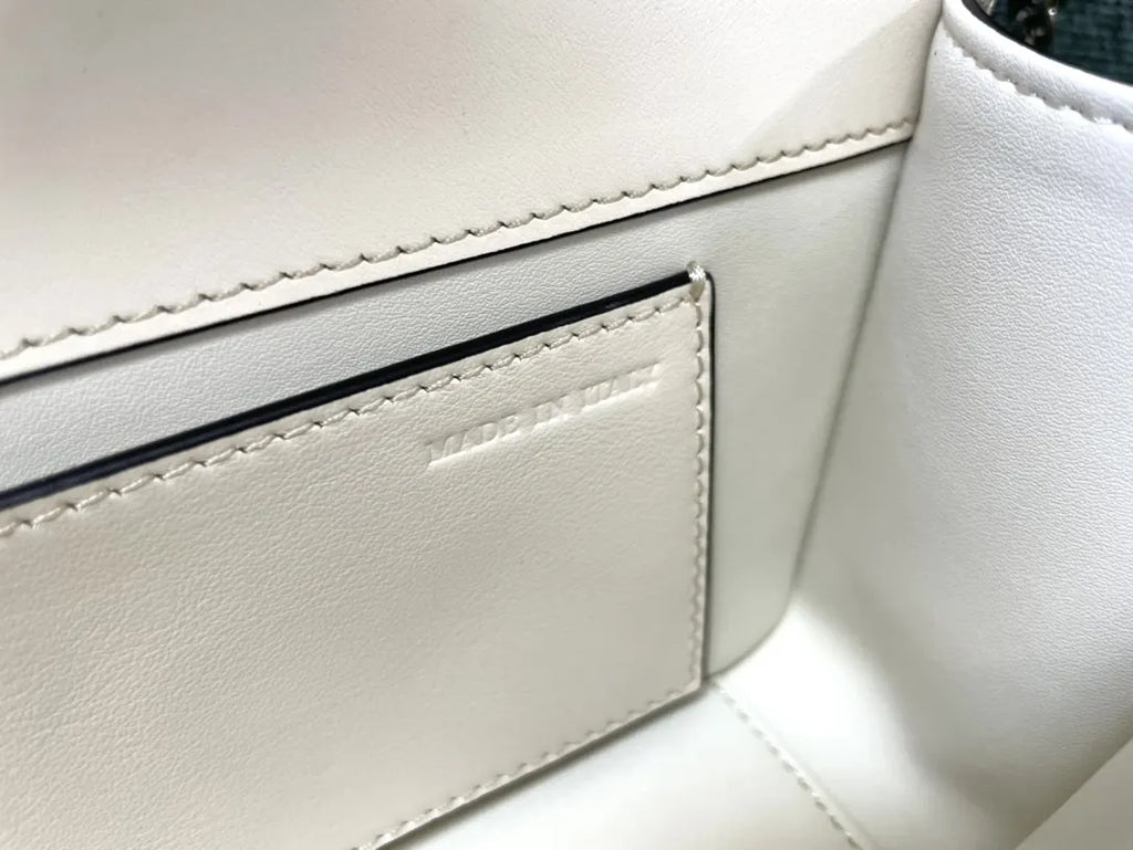 Valentino Ivory Crystal VLogo Bag - Hình 3