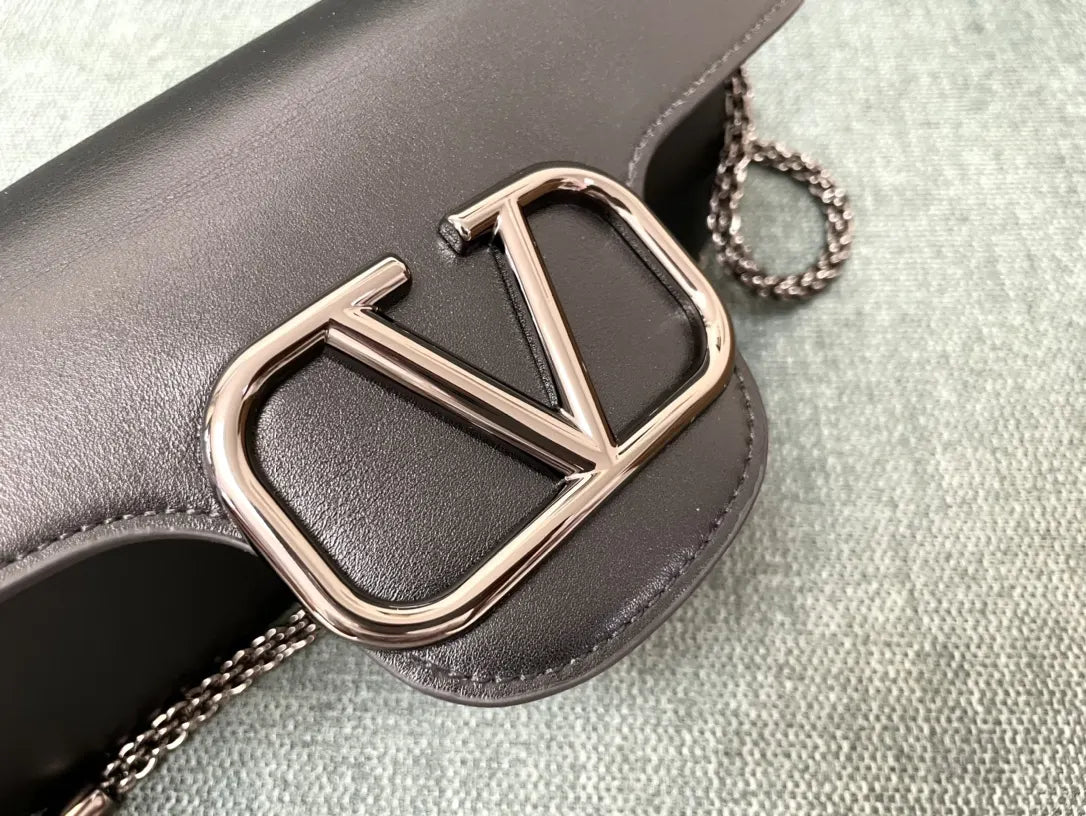 Valentino Anthracite VLogo Bag - Hình 3