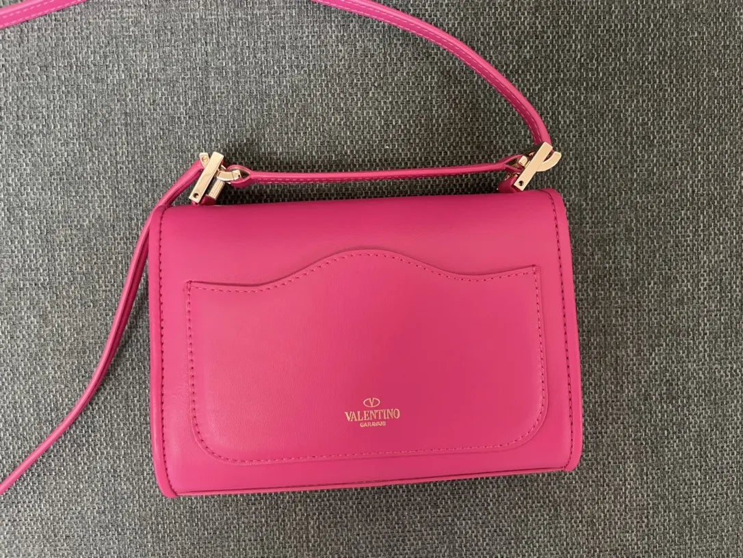 Valentino Fuchsia Crossbody Bag - Hình 3