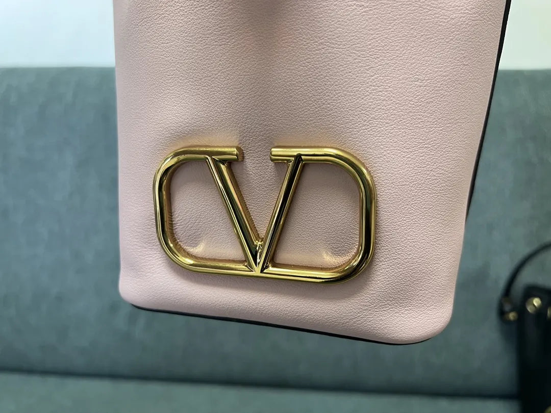 Valentino Pink Leather Bucket Bag - Hình 5