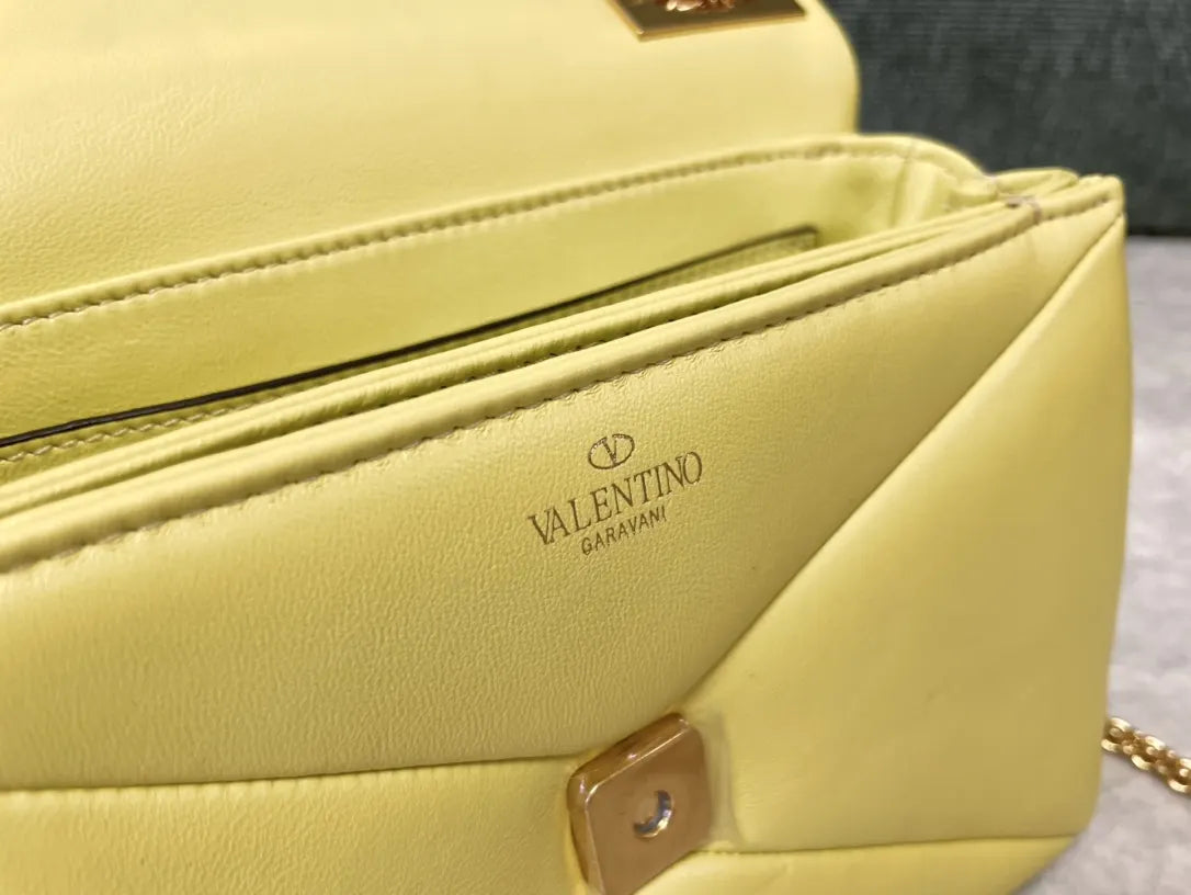 Valentino Pistachio Bag - Hình 8