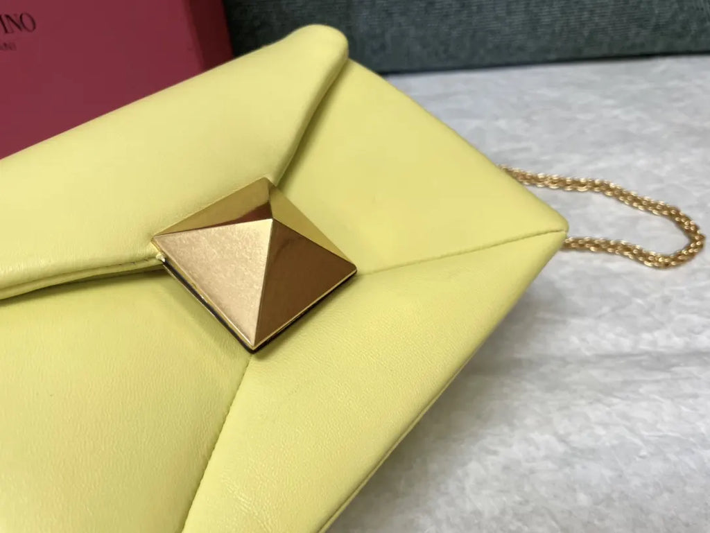 Valentino Pistachio Bag - Hình 2