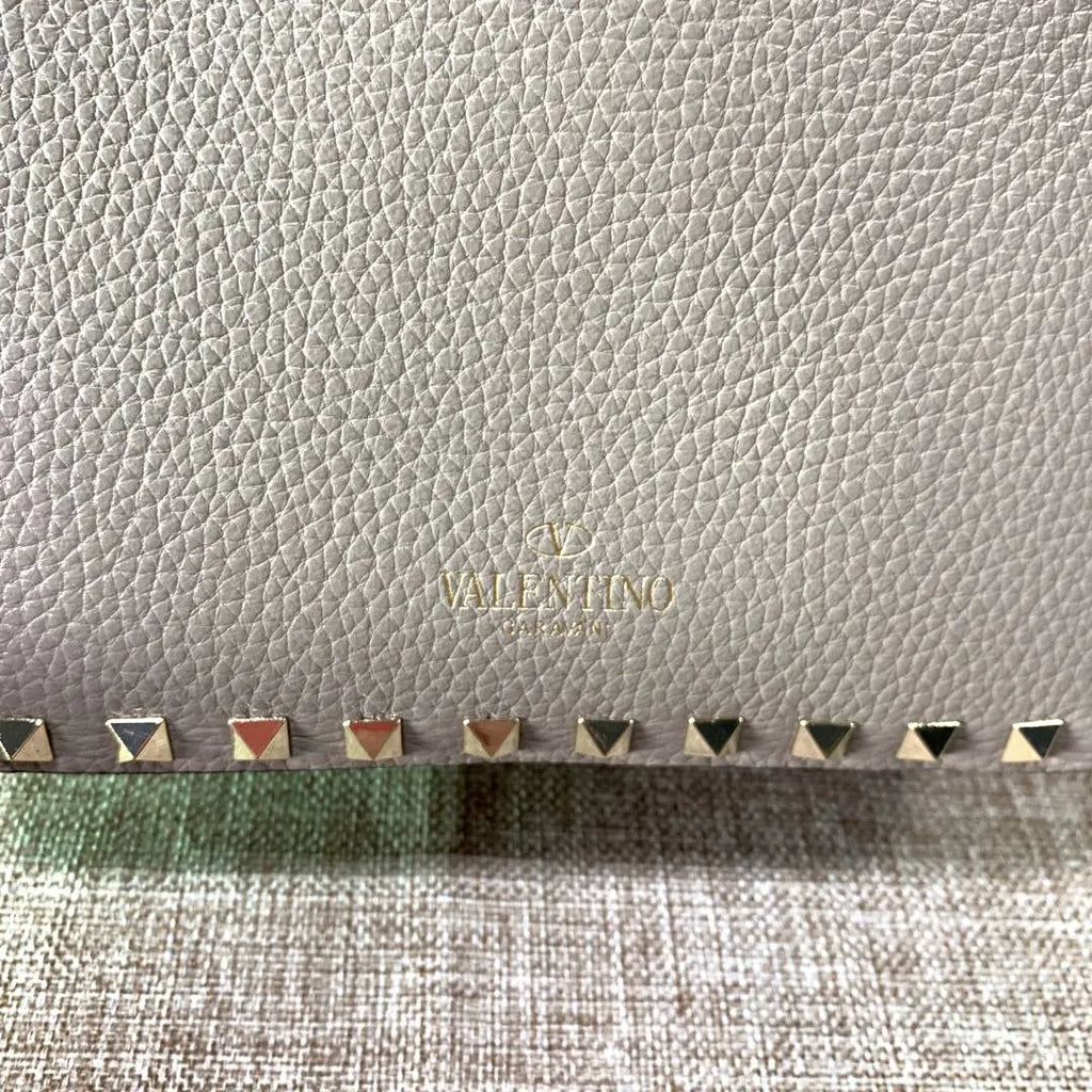 leather Valentino Dove Gray Rockstud Bag - Hình 8