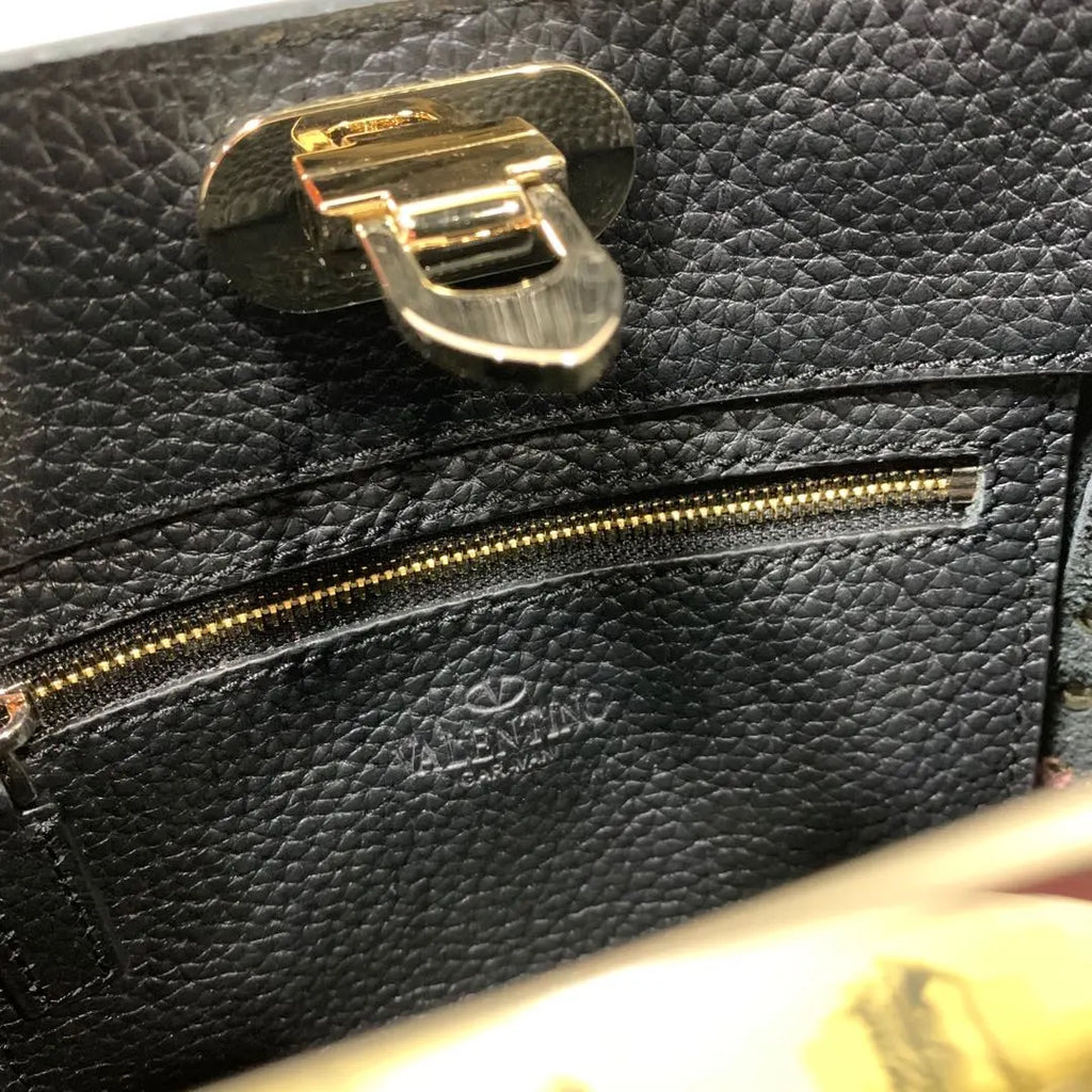grain Valentino Black Studded Bucket Bag - Hình 8