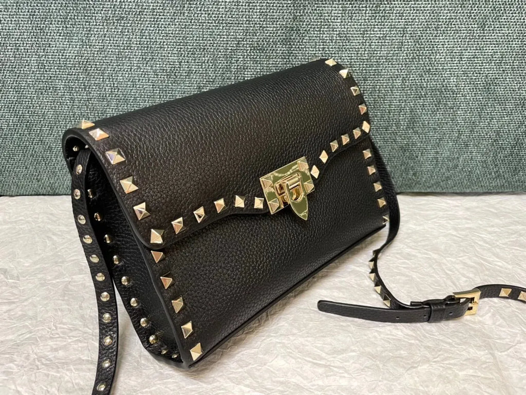 Valentino Rockstud Black Leather Crossbody Bag - Hình 5