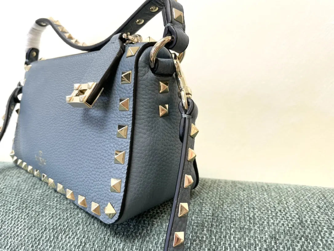 Valentino Blue Rockstud Bag - Hình 4
