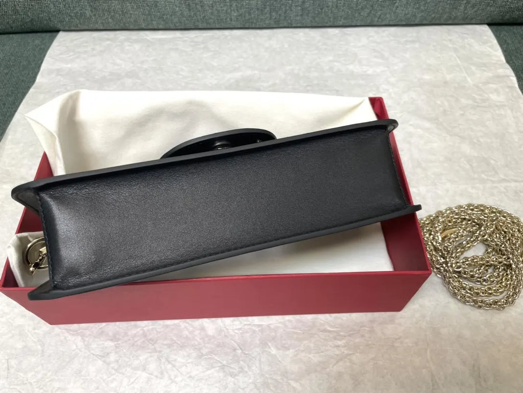 smooth Valentino Black Leather Shoulder Bag - Hình 2