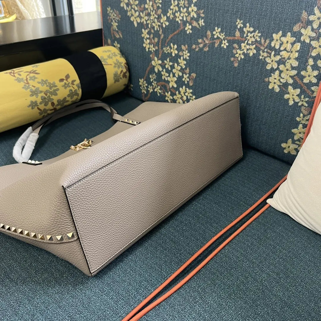 Valentino Taupe Roman Stud Tote - Hình 4