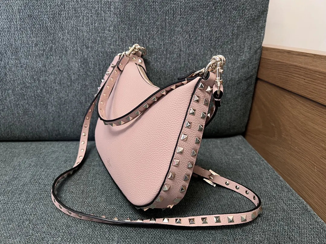 Valentino Rose Quartz Hobo Bag - Hình 9