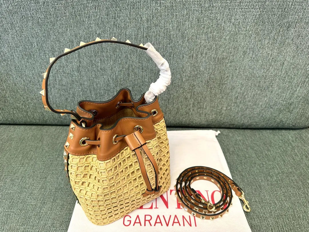 Valentino Raffia Bucket Bag - Hình 7