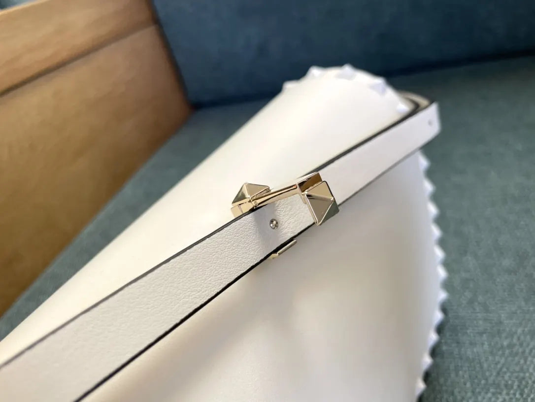Valentino White Roman Stud Bag - Hình 5