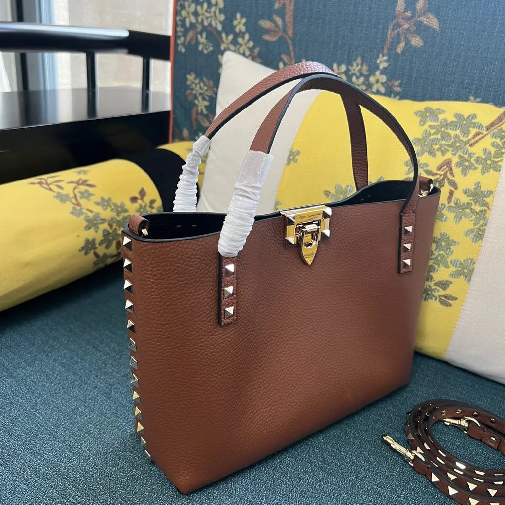 Valentino Caramel Roman Stud Tote - Hình 3