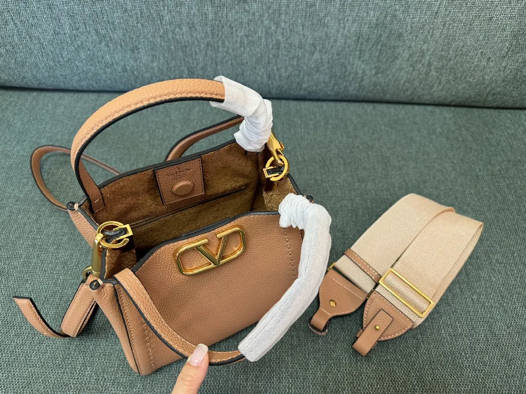 Valentino Nude Top Handle Bag - Hình 4