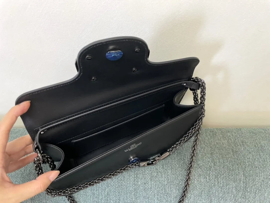 Valentino Crystal VLogo Black Bag - Hình 7