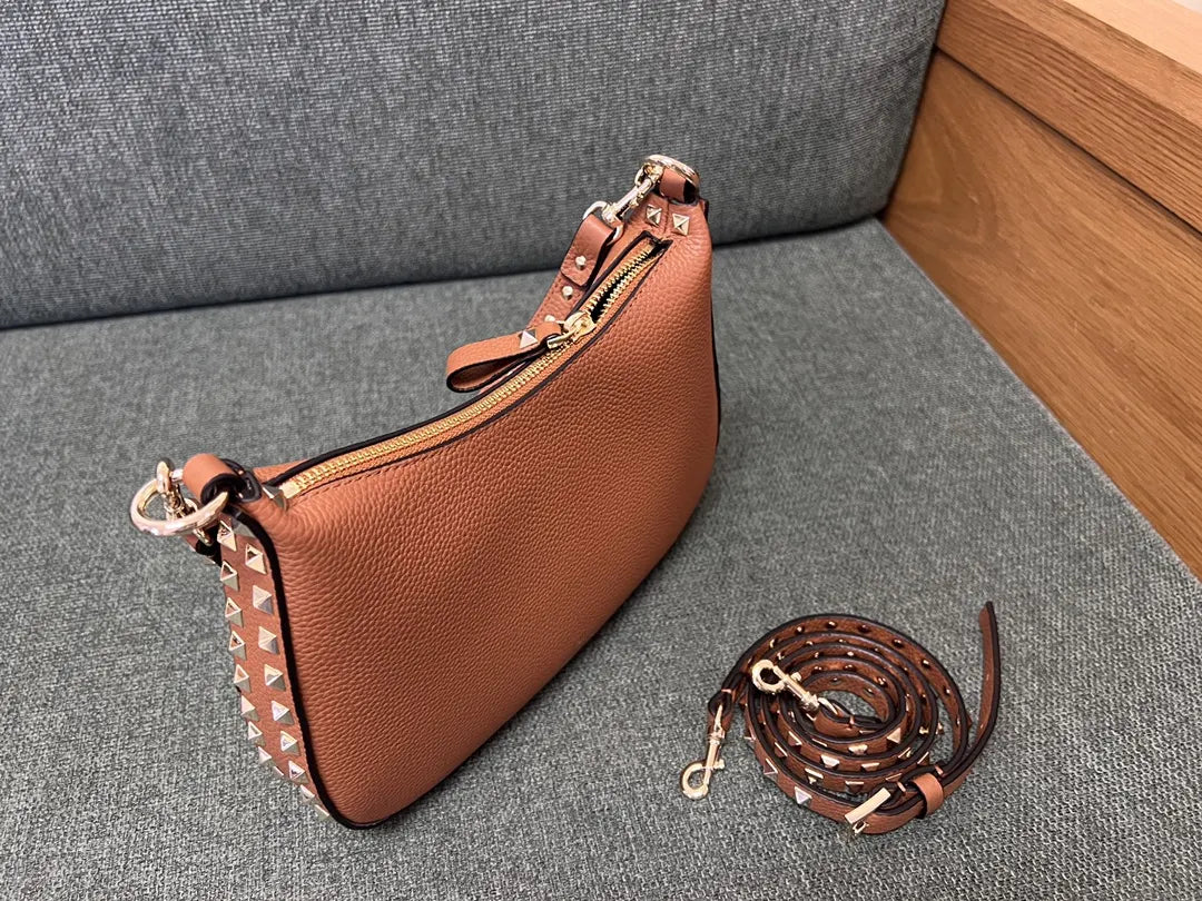 Valentino Sienna Hobo Bag - Hình 7