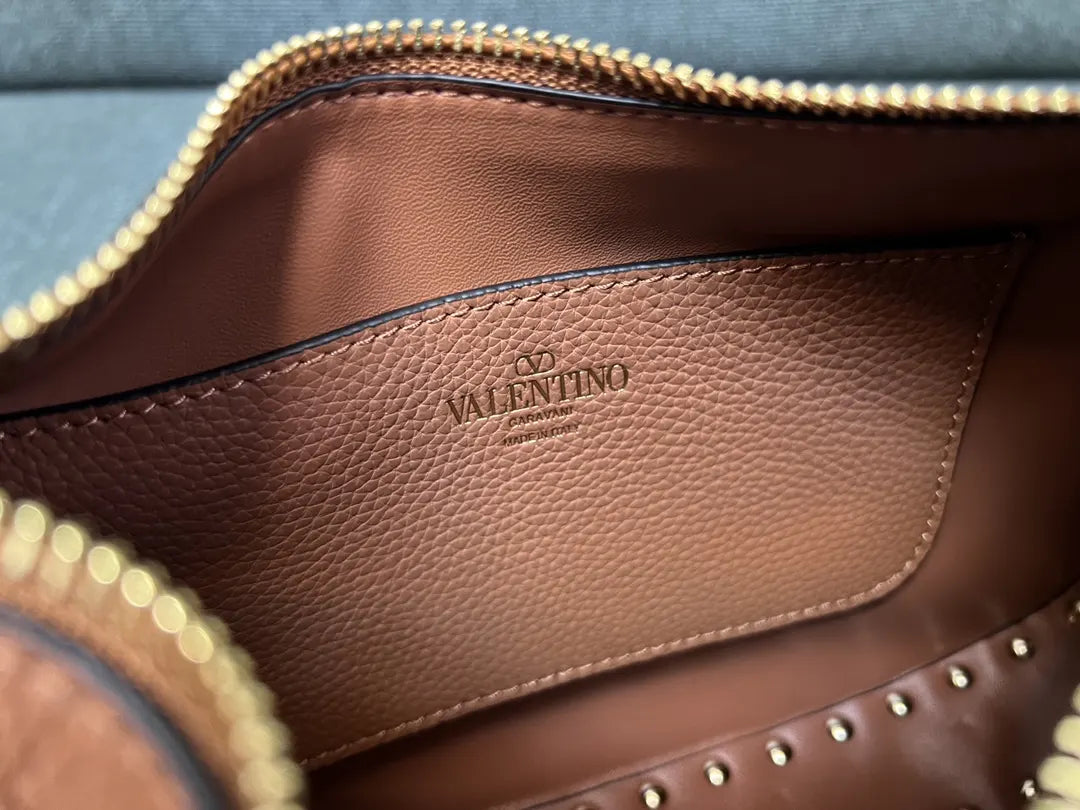 Valentino Sienna Hobo Bag - Hình 6