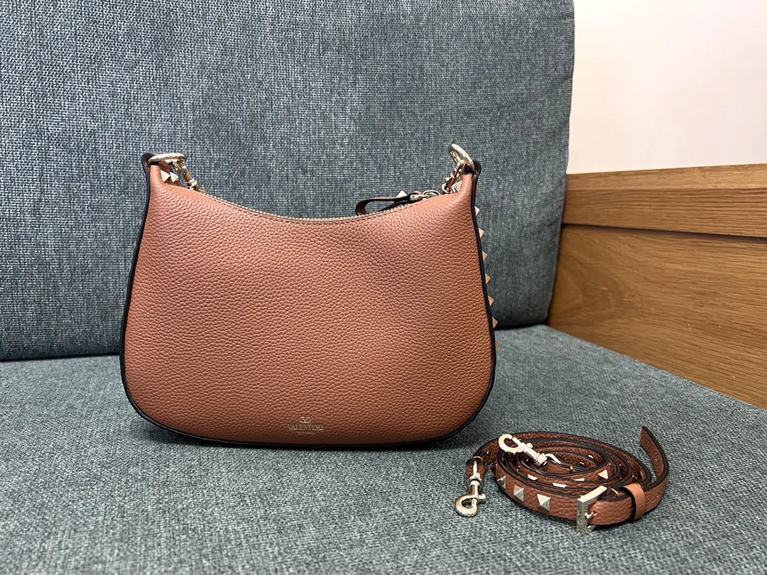 Valentino Sienna Hobo Bag - Hình 2